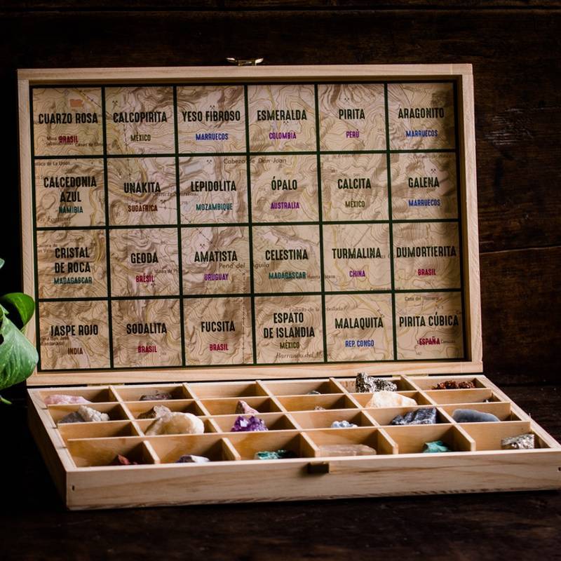 Caja de madera Colección de 24 Minerales del Mundo-Kunugi