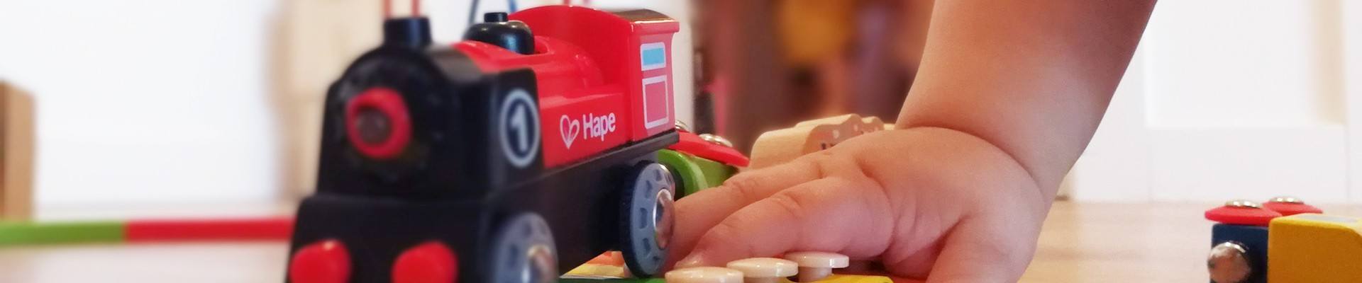 Comprar circuito de trenes de madera para niños | Veobio